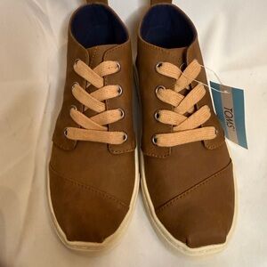 TOMS Brown Leather Kids Sneakers